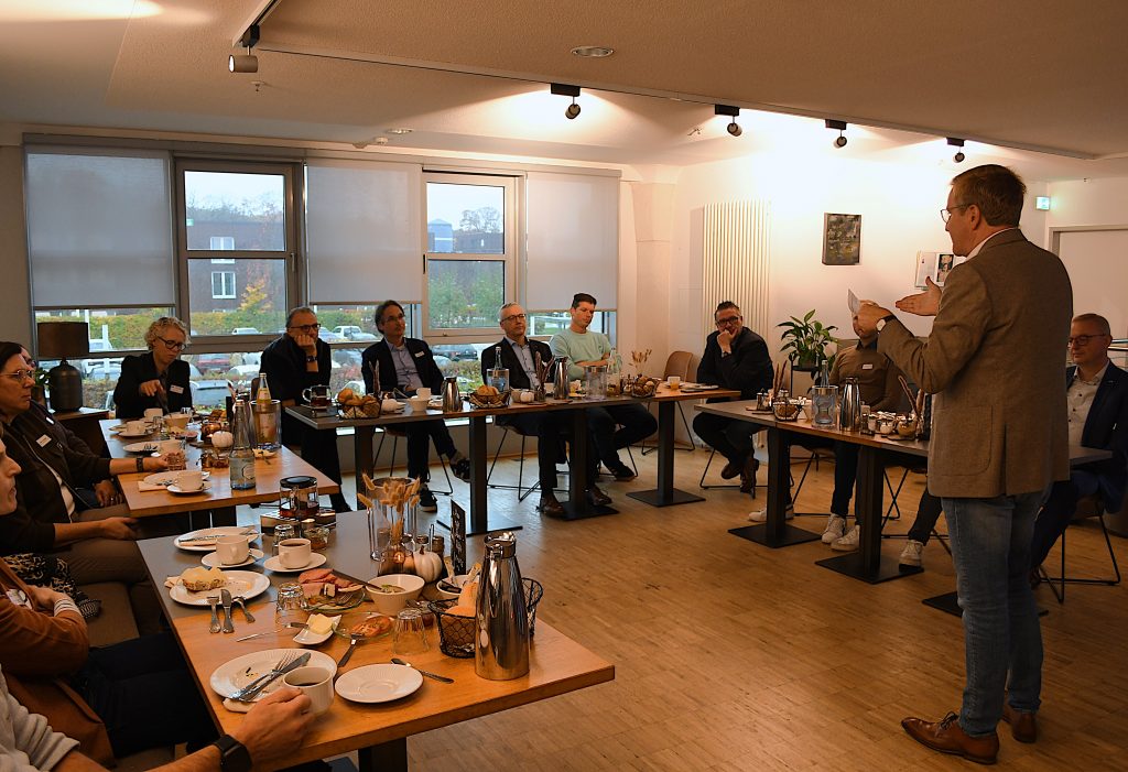 25 10 28 Frühstück Günter Gülker (16)_b